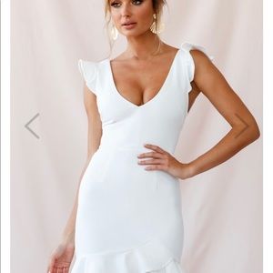 Selfie Leslie White Cocktail Dress